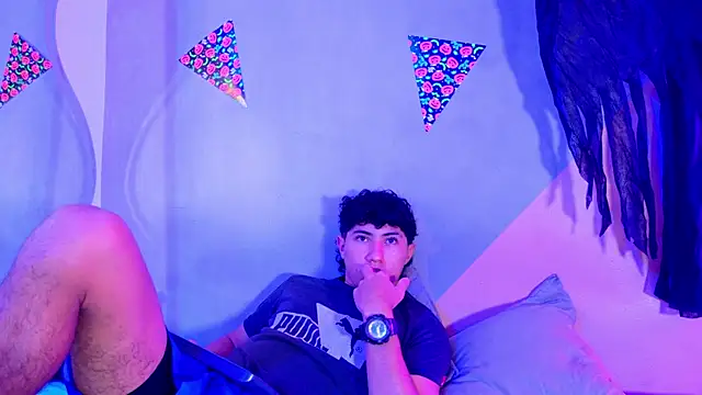 Laura and Kevin online show from 26, 10, 2025