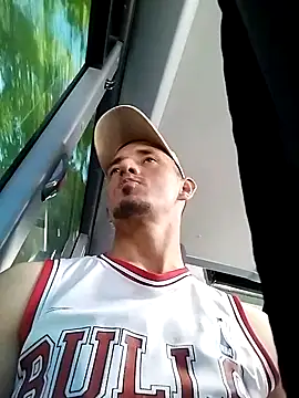 Snapshot of JuanD_vero chatting on 6, 10, 2025 JuanD vero online show from 6, 10, 2025