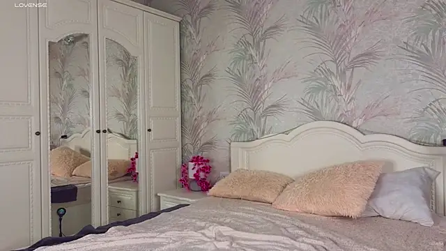 Avyrium online show from 8, 9, 2025