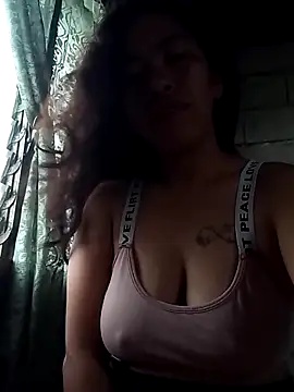 Snapshot of Yapsyxx chatting on 18, 12, 2025 Yapsyxx online show from 18, 12, 2025