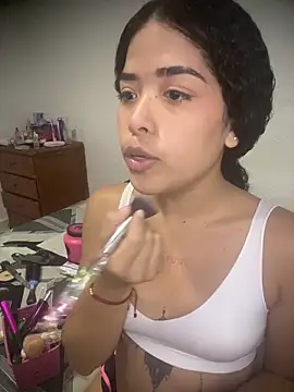 Snapshot of KarimAnxiex chatting on 28, 9, 2025 KarimAnxiex online show from 28, 9, 2025