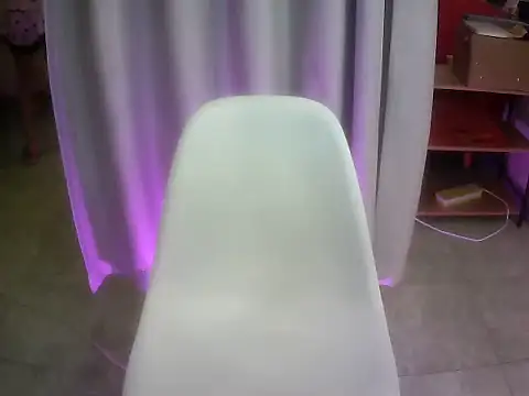 Snapshot of Linngao chatting on 10, 10, 2025 Linngao online show from 10, 10, 2025