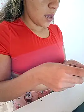 euahotmarii20 online show from 14, 12, 2025