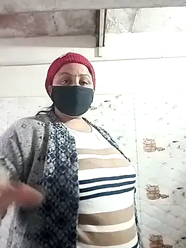 Rakhi sawant143 online show from 23, 12, 2025