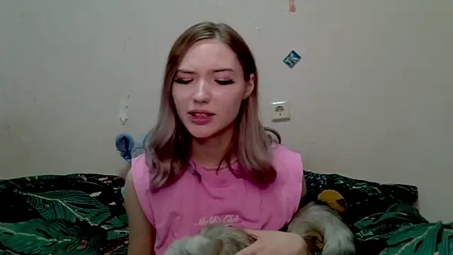 Snapshot of _kikiclark__ chatting on 19, 10, 2025 kikiclark online show from 19, 10, 2025