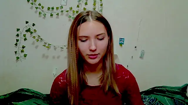 Snapshot of _kikiclark__ chatting on 20, 11, 2025 kikiclark online show from 20, 11, 2025