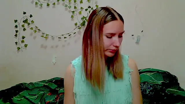 Snapshot of _kikiclark__ chatting on 21, 11, 2025 kikiclark online show from 21, 11, 2025