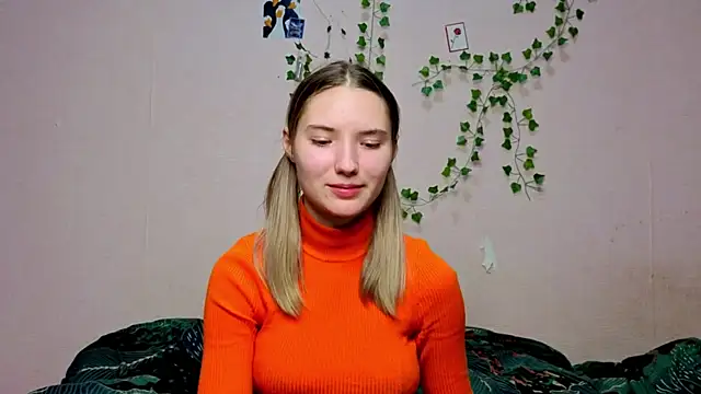 Snapshot of _kikiclark__ chatting on 19, 12, 2025 kikiclark online show from 19, 12, 2025