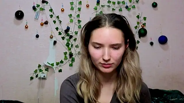 Snapshot of _kikiclark__ chatting on 7, 1, 2026 kikiclark online show from 7, 1, 2026