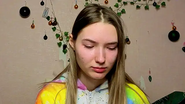 Snapshot of _kikiclark__ chatting on 7, 2, 2026 kikiclark online show from 7, 2, 2026