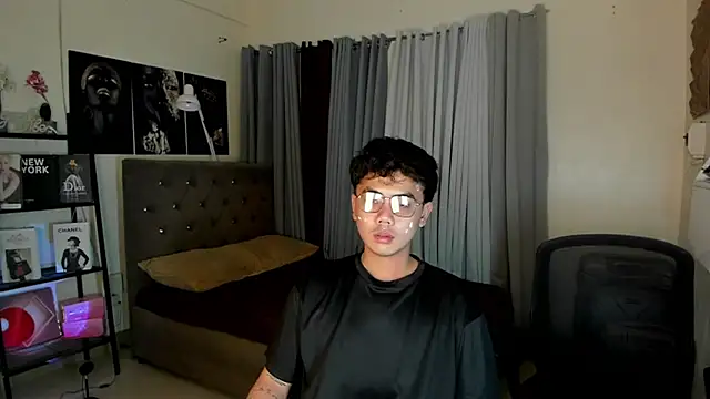 mightyhotcock online show from 14, 9, 2025