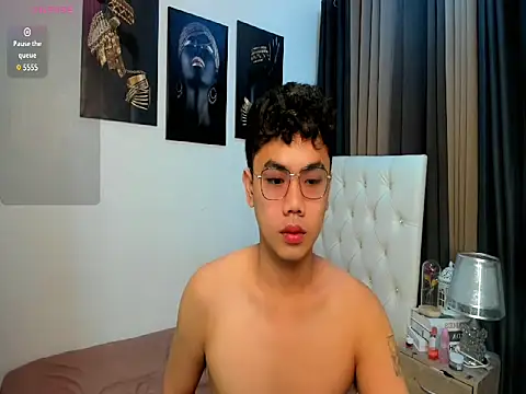 mightyhotcock online show from 9, 10, 2025