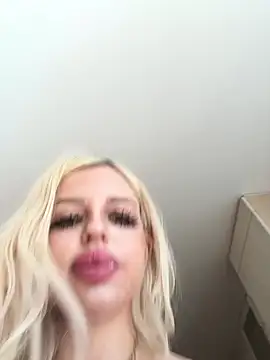 Snapshot of Steffi_Snowbunny chatting on 18, 6, 2026 Steffi Snowbunny online show from 18, 6, 2026