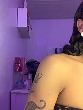 Snapshot of luluzinhax chatting on 27, 9, 2025 luluzinhax online show from 27, 9, 2025