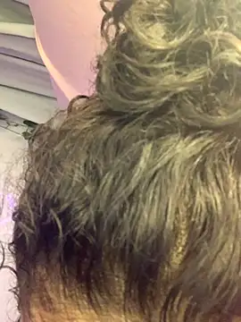 Snapshot of luluzinhax chatting on 12, 10, 2025 luluzinhax online show from 12, 10, 2025