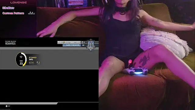 mmmminaDarling online show from 8, 7, 2026