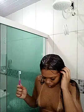 Snapshot of SereiaHott chatting on 16, 10, 2025 SereiaHott online show from 16, 10, 2025