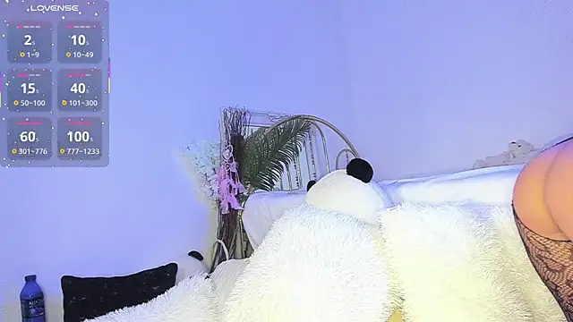 BettyKristal online show from 17, 10, 2025