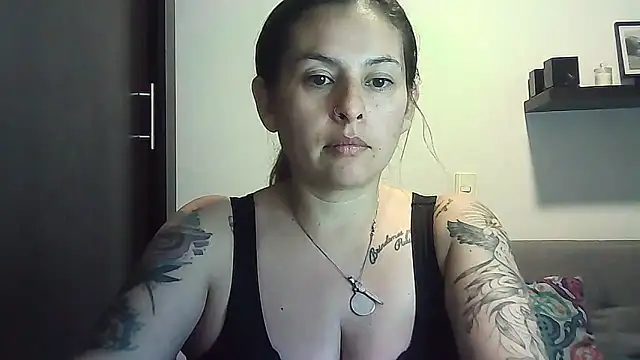 Valery  Rouse  online show from 14, 4, 2026