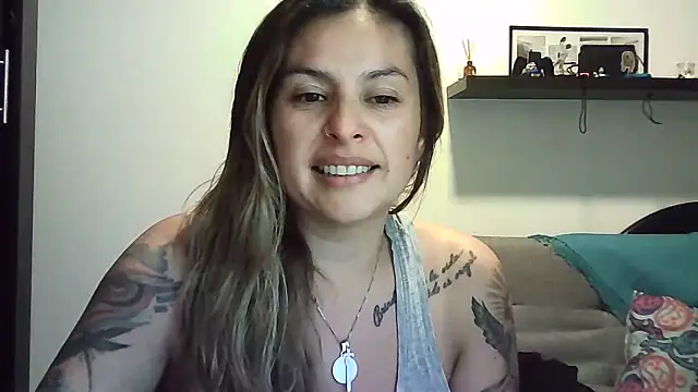 Snapshot of Valery__Rouse_ chatting on 15, 6, 2026 Valery Rouse online show from 15, 6, 2026