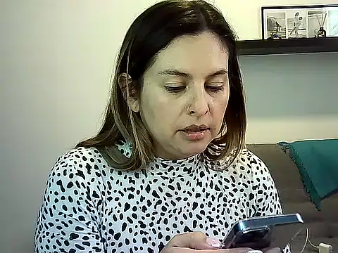 Snapshot of Valery__Rouse_ chatting on 7, 7, 2026 Valery Rouse online show from 7, 7, 2026