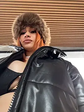 Snapshot of Marilyn_scott chatting on 2, 12, 2025 Marilyn scott online show from 2, 12, 2025