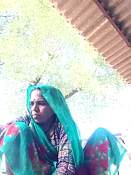 Snapshot of Hot-honi chatting on 10, 9, 2025 Hot-honi online show from 10, 9, 2025