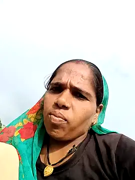 Snapshot of Hot-honi chatting on 28, 9, 2025 Hot-honi online show from 28, 9, 2025