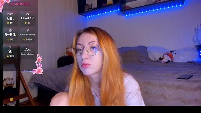 DaddysLittleSlutfox online show from 15, 12, 2025