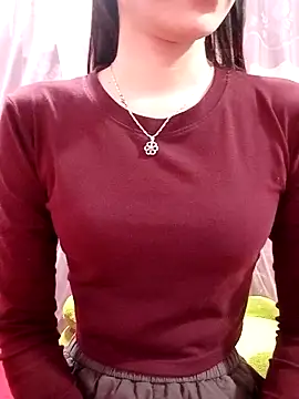 Snapshot of CherryBeii chatting on 23, 11, 2025 CherryBeii online show from 23, 11, 2025