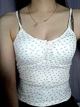 CherryBeii online show from 2, 4, 2026