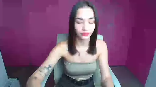 Snapshot of Bella_Night4 chatting on 29, 9, 2025 Bella Night4 online show from 29, 9, 2025