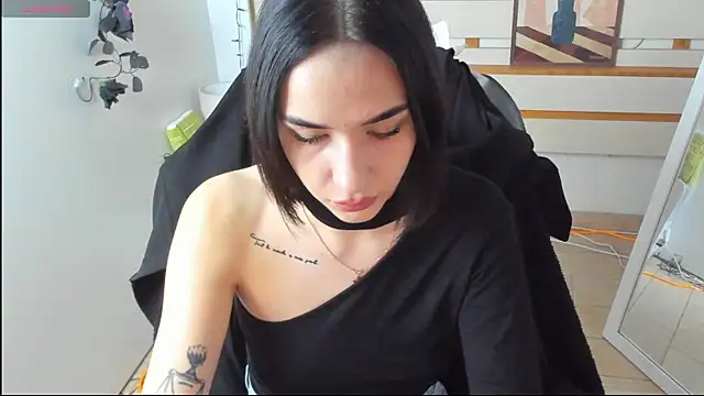 Snapshot of Bella_Night4 chatting on 25, 11, 2025 Bella Night4 online show from 25, 11, 2025