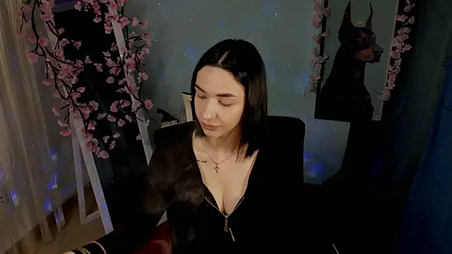 Snapshot of Bella_Night4 chatting on 21, 12, 2025 Bella Night4 online show from 21, 12, 2025