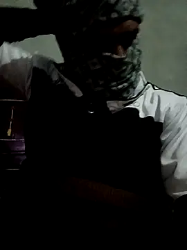 Snapshot of Manjit009 chatting on 5, 12, 2025 Manjit009 online show from 5, 12, 2025