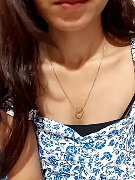 Snapshot of siya_rani67 chatting on 22, 10, 2025 siya rani67 online show from 22, 10, 2025