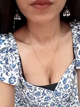 Snapshot of siya_rani67 chatting on 14, 11, 2025 siya rani67 online show from 14, 11, 2025