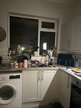 Snapshot of CheekyChelseaX chatting on 22, 11, 2025 CheekyChelseaX online show from 22, 11, 2025