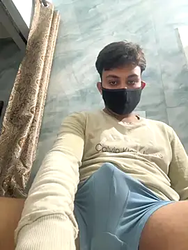 Snapshot of playboyxxx1905 chatting on 28, 11, 2025 playboyxxx1905 online show from 28, 11, 2025