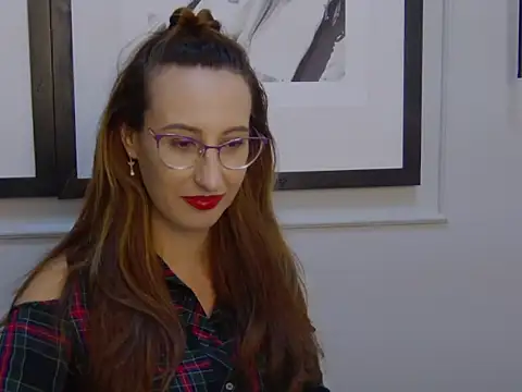 Snapshot of LysAd chatting on 14, 9, 2025 LysAd online show from 14, 9, 2025