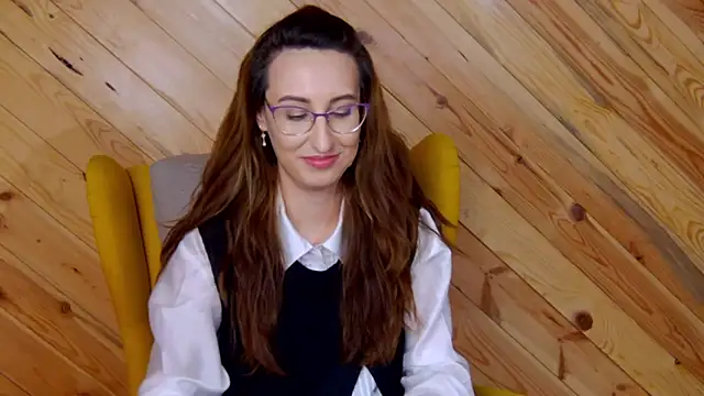 Snapshot of LysAd chatting on 4, 11, 2025 LysAd online show from 4, 11, 2025