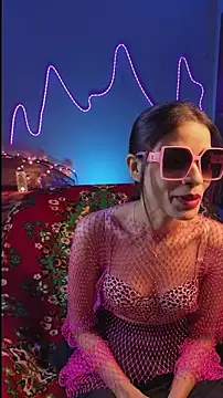 royeoy22 online show from 11, 2, 2026