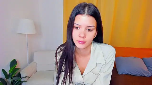 JoCauterucci online show from 22, 10, 2025