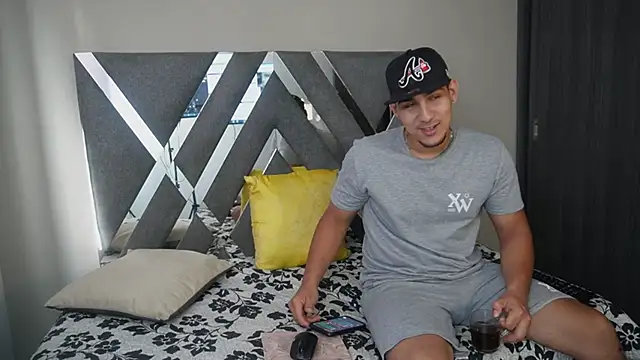 massimo vidal  online show from 24, 9, 2025