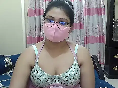 Snapshot of Elena_cruz5 chatting on 14, 9, 2025 Elena cruz5 online show from 14, 9, 2025