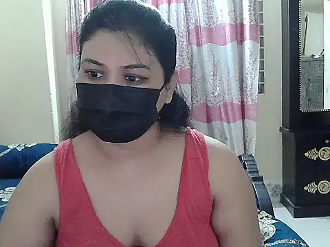 Snapshot of Elena_cruz5 chatting on 24, 9, 2025 Elena cruz5 online show from 24, 9, 2025