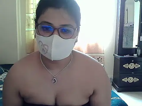 Snapshot of Elena_cruz5 chatting on 30, 9, 2025 Elena cruz5 online show from 30, 9, 2025