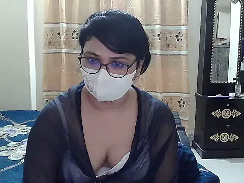 Snapshot of Elena_cruz5 chatting on 30, 9, 2025 Elena cruz5 online show from 30, 9, 2025