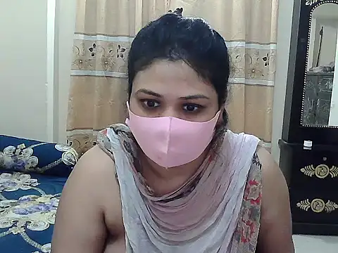 Snapshot of Elena_cruz5 chatting on 15, 10, 2025 Elena cruz5 online show from 15, 10, 2025