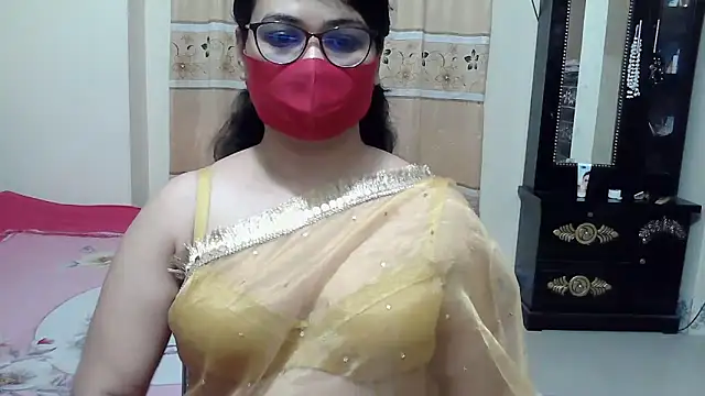 Snapshot of Elena_cruz5 chatting on 4, 12, 2025 Elena cruz5 online show from 4, 12, 2025